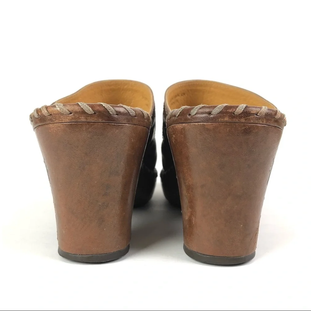 Frye Charlotte Ring Distressed Leather Mule - Picture 9 of 11